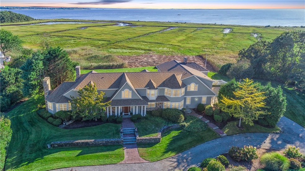 5 Rumstick Cir, Barrington, RI 02806 - photo 1