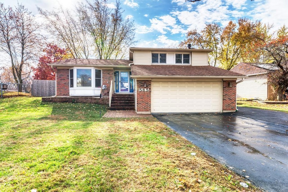 unlisted-address, Bolingbrook, IL 60440 - photo 1