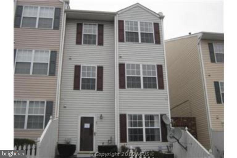 47 Royalty Cir, Owings Mills, MD 21117 - photo 1