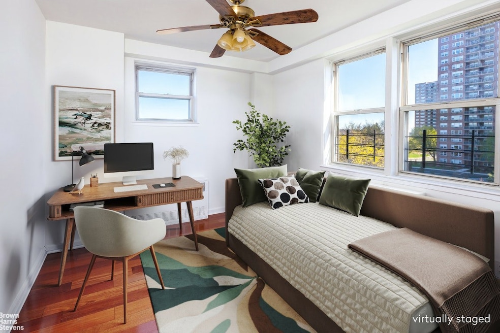 Skyview on the Hudson unit 7V, Bronx, NY 10471 - photo 1