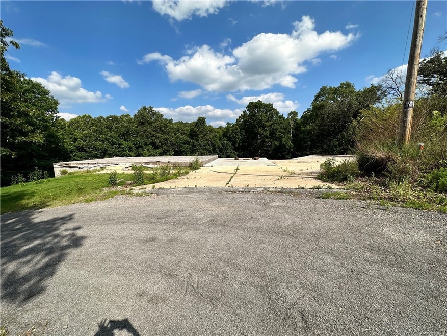 28 Tudor Ln, Bella Vista, AR 72715 - photo 1