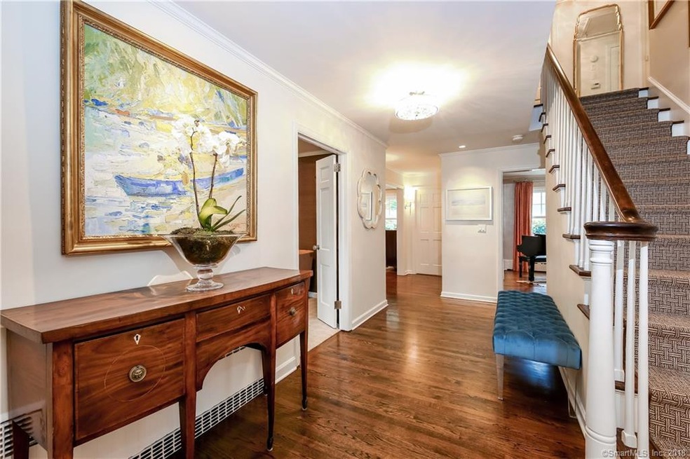 11 Mclaren Rd S, Darien, CT 06820 - photo 1