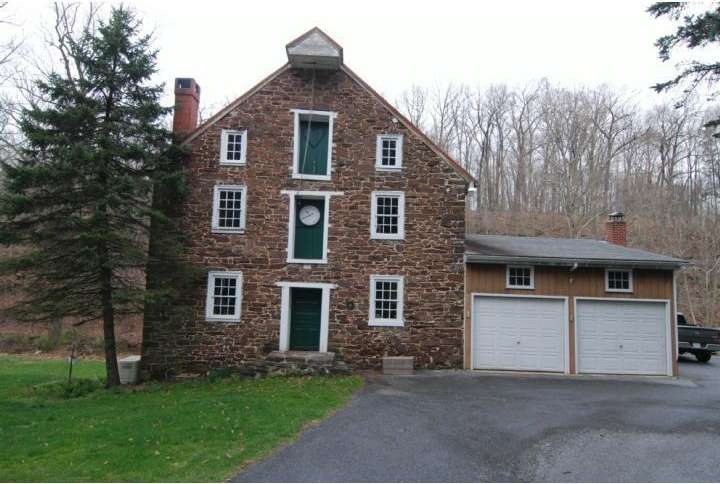 60 Grist Mill Rd, Boyertown, PA 19512 - photo 1