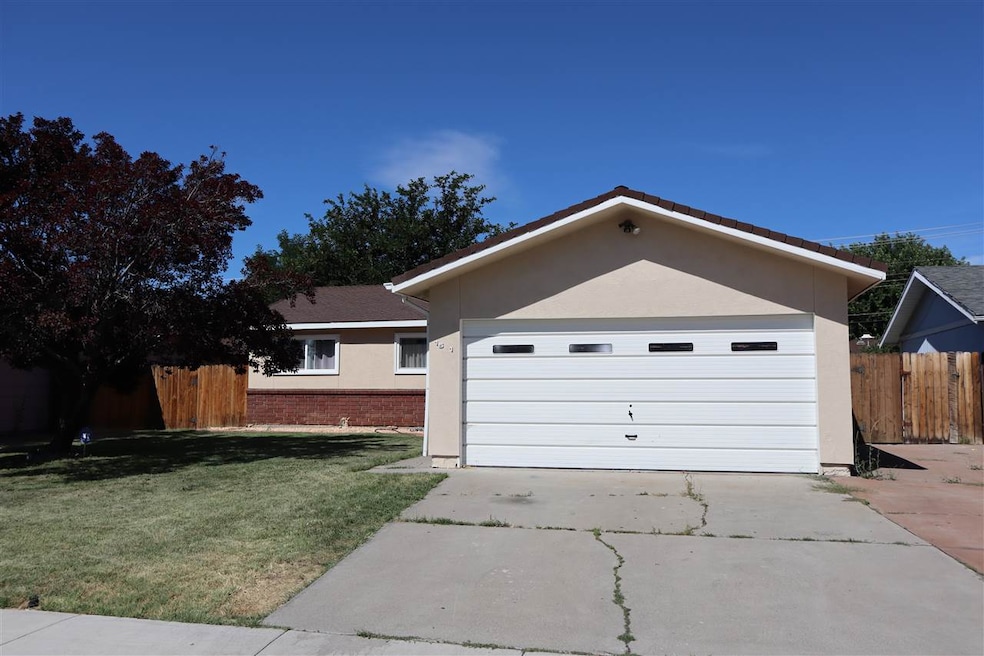 1501 Breaker Way, Sparks, NV 89431 - photo 1