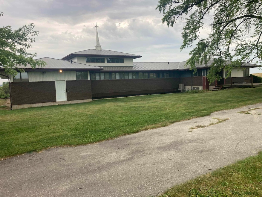 Under Contract $825,000