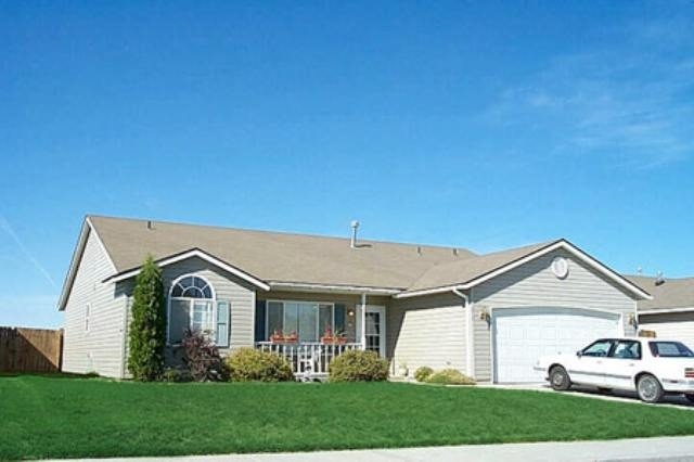 1013 N Prentis St, Medical Lake, WA 99022 - photo 1