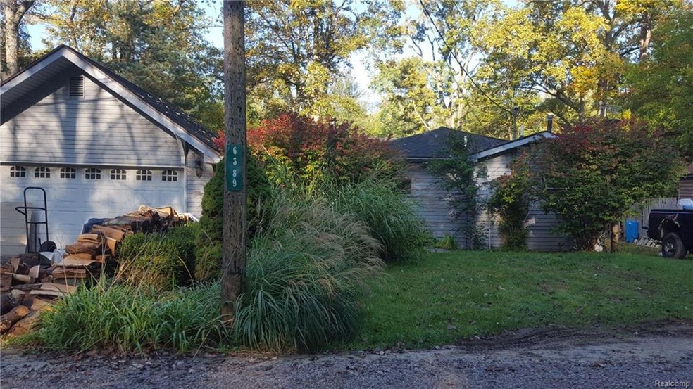 6389 Riverdale