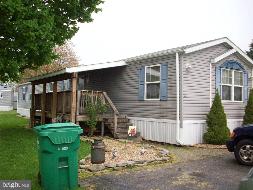 4496 Sycamore Grove Rd unit 18, Chambersburg, PA 17202 - photo 1