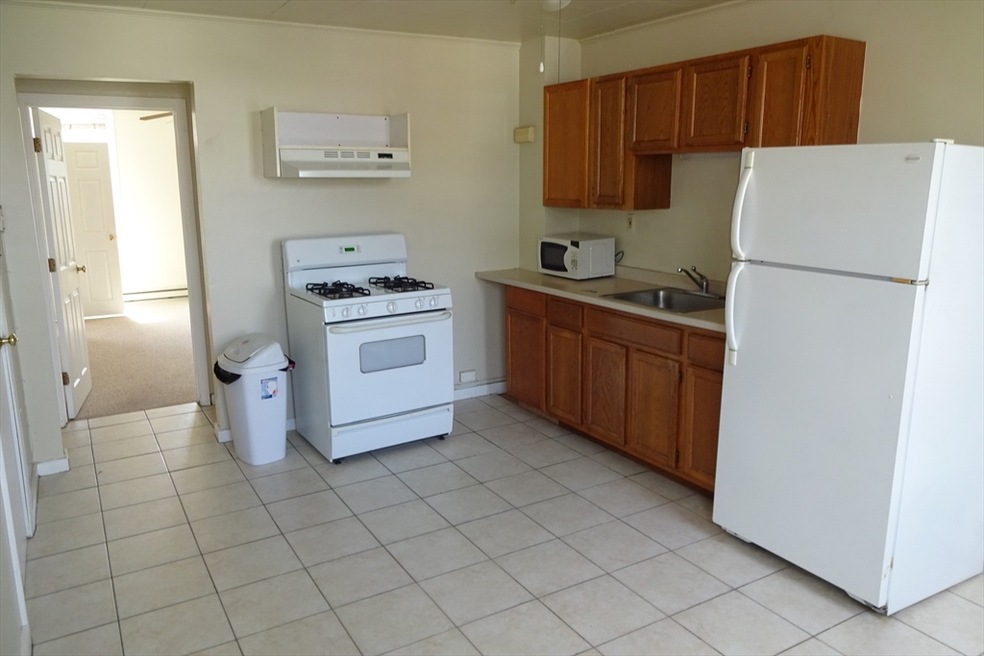 55 Gore St unit 2, Cambridge, MA 02141 - photo 1