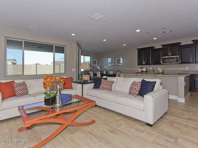 011_Socail Family Room