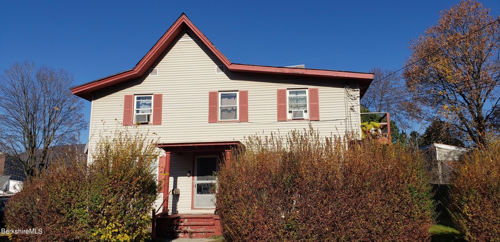 31 Porter St unit 33, North Adams, MA 01247 - photo 1