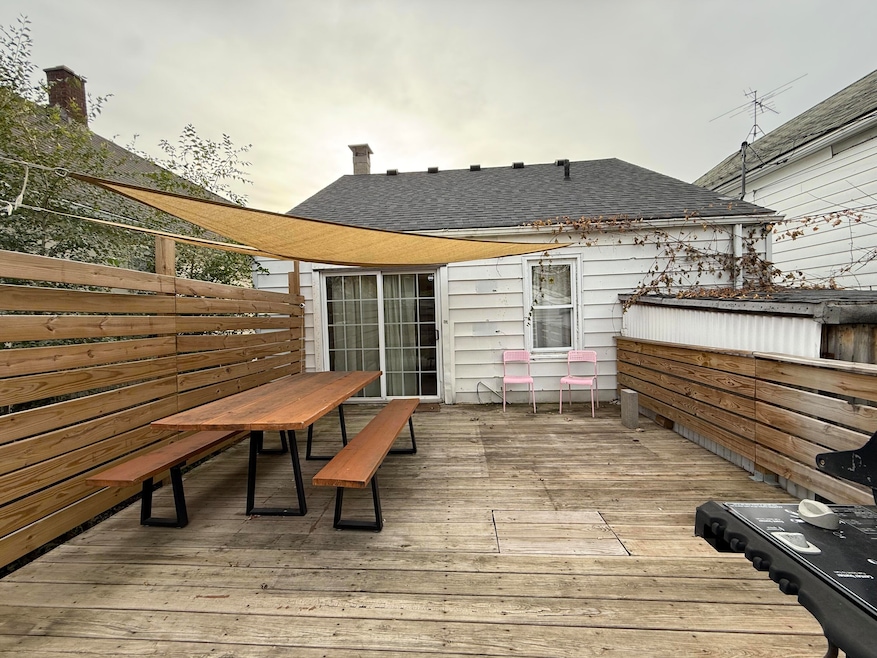 For Rent $1,300/month