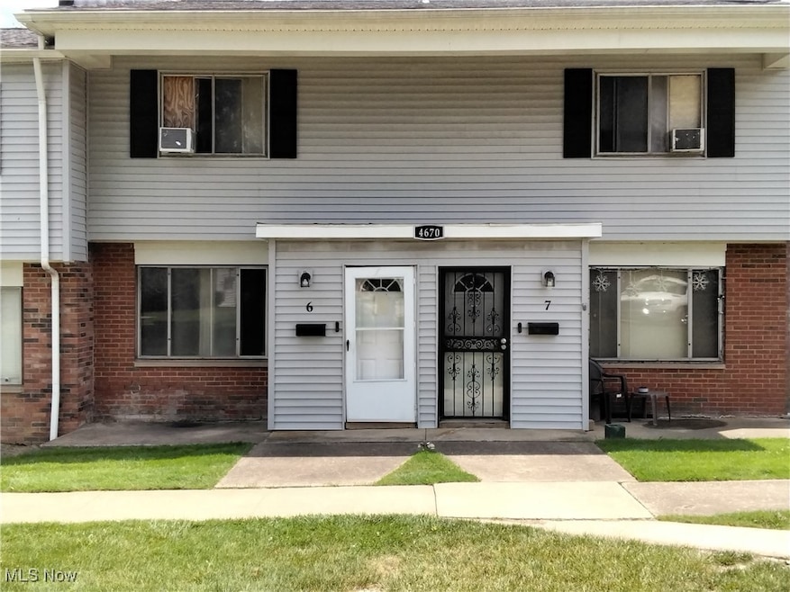 Pending $57,900 • Co-Listing Agent