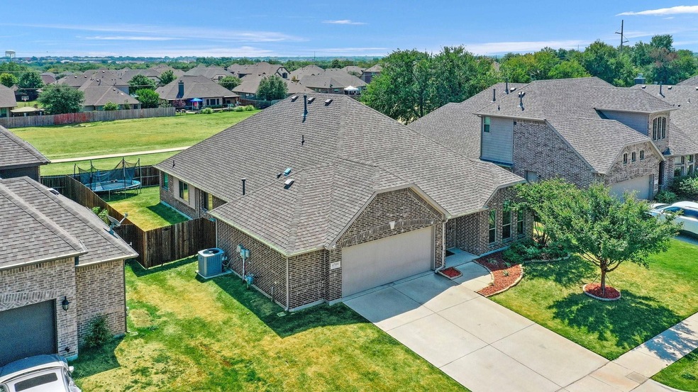 4709 Amesbury Ln, Sherman, TX 75092 - photo 1