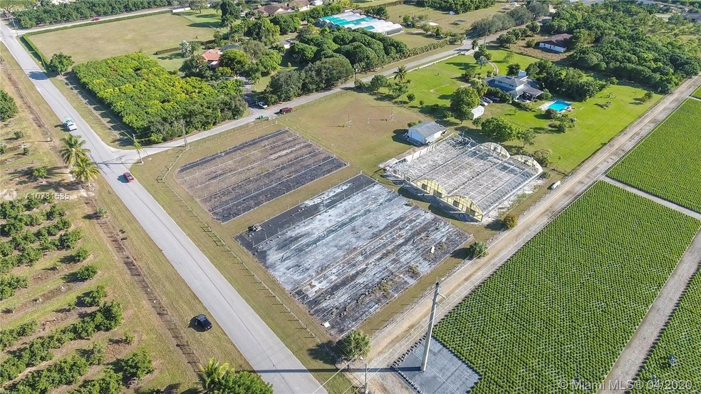 SUN AND SHADE WITH CBS BLDG LOADED WITH REPLACEMENT  SHADE CLOTH. ETC..