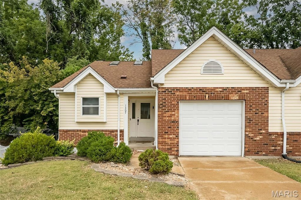 Pending $200,000 • Co-Listing Agent