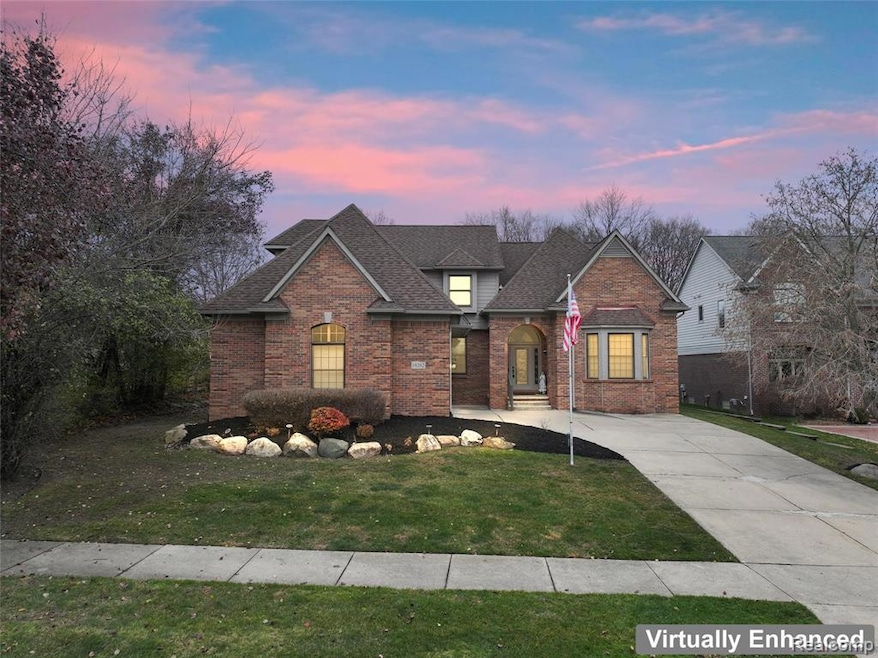 18282 Cascade Dr, Northville, MI 48168 - photo 1