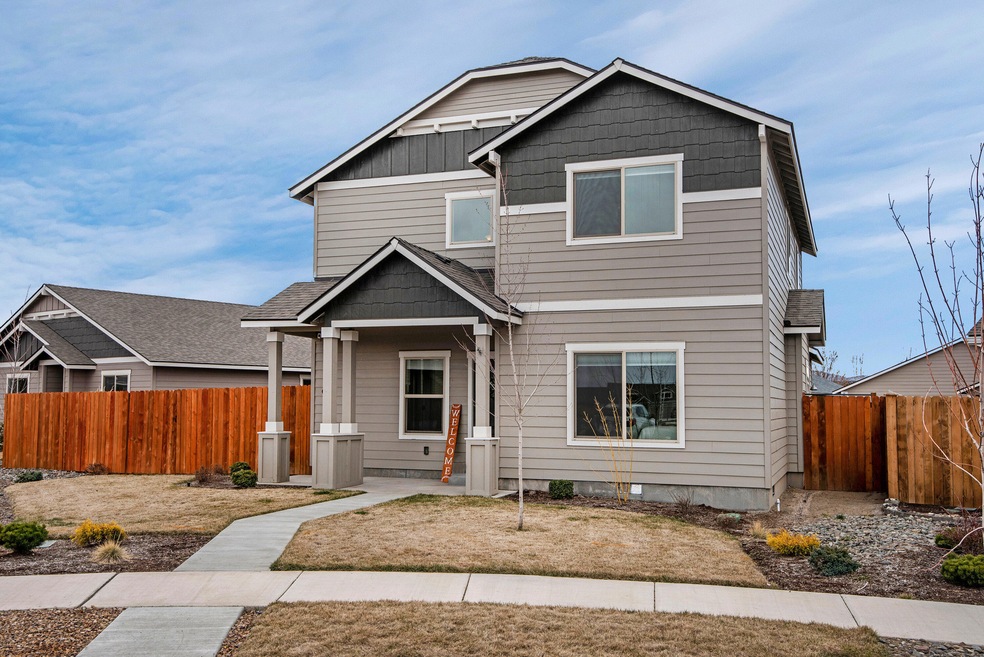 2652 NW Elm Pl Redmond OR-print-001-025-