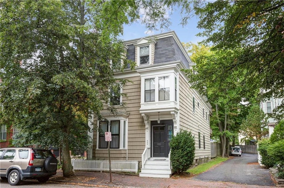 327 Spring St unit 1, Portland, ME 04102 - photo 1