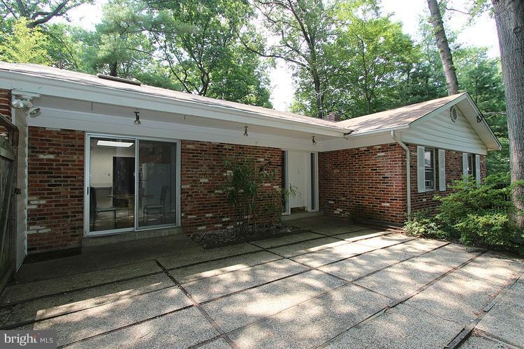 12604 Davan Dr, Silver Spring, MD 20904 - photo 1