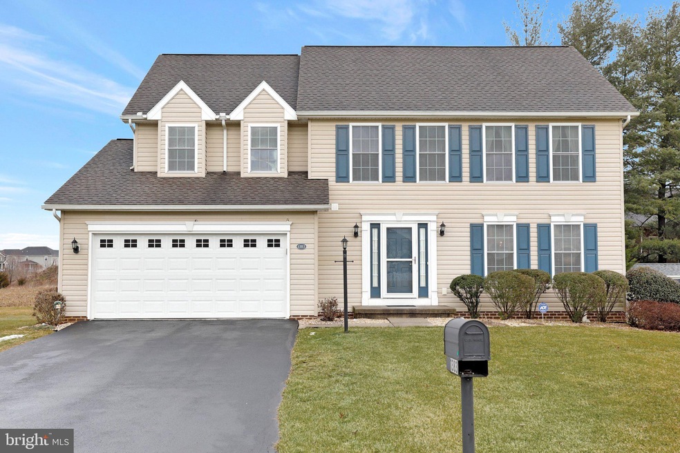 1383 Preston Ln, Greencastle, PA 17225 - photo 1