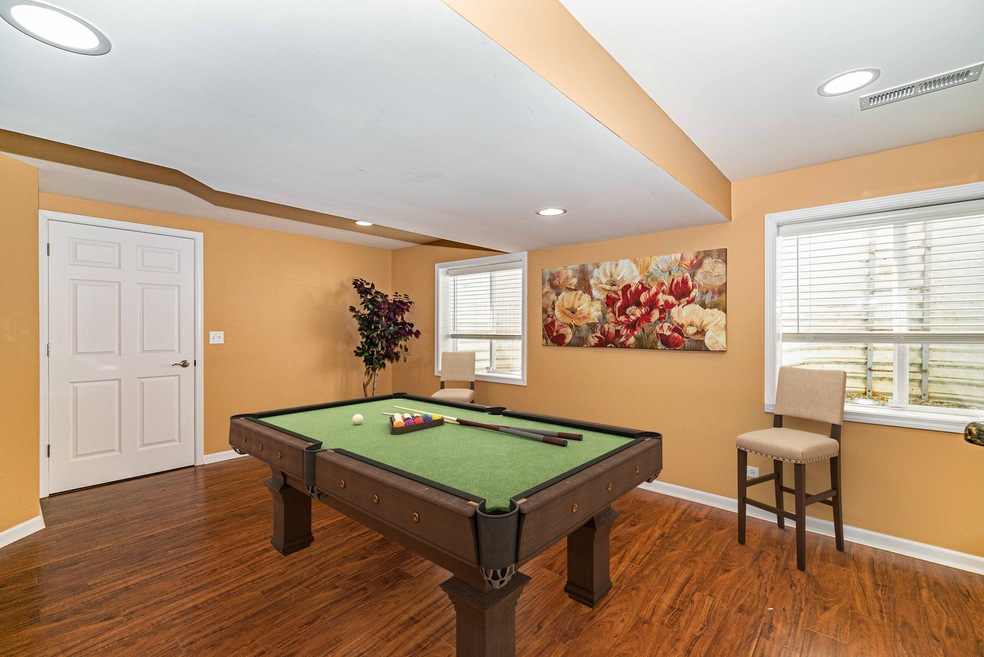 6 Covington Ct, Algonquin, IL 60102 - photo 1