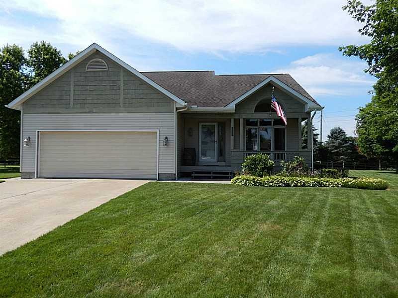 122 Madeline Dr, Edinboro, PA 16412 - photo 1