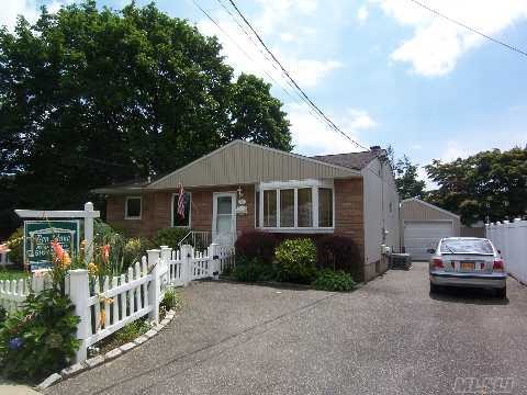 318 Boundary Ave, Massapequa, NY 11758 - photo 1