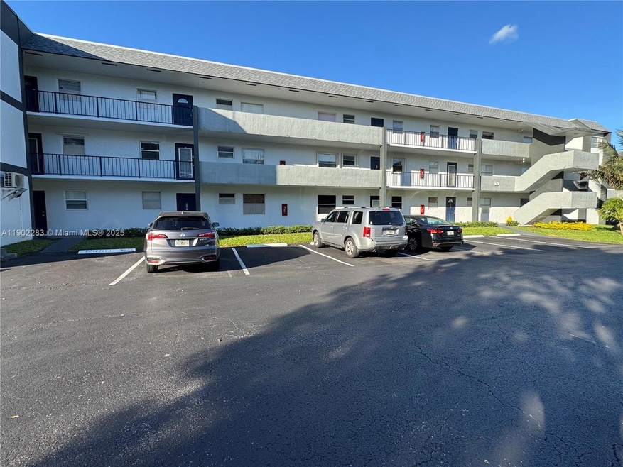 8330 Sands Point Blvd unit 208, Tamarac, FL 33321 - photo 1