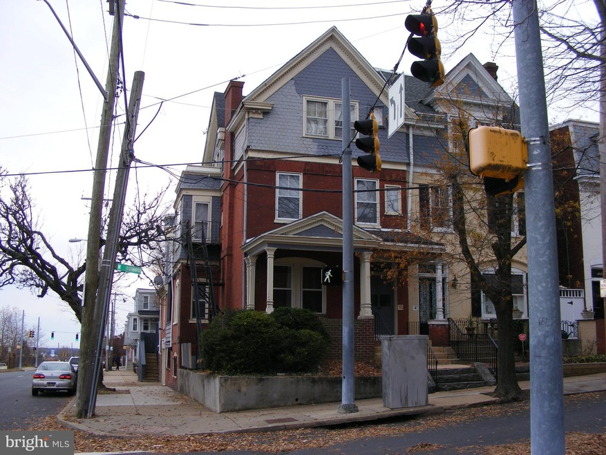 1000 W 8th St unit 2A, Wilmington, DE 19806 - photo 1