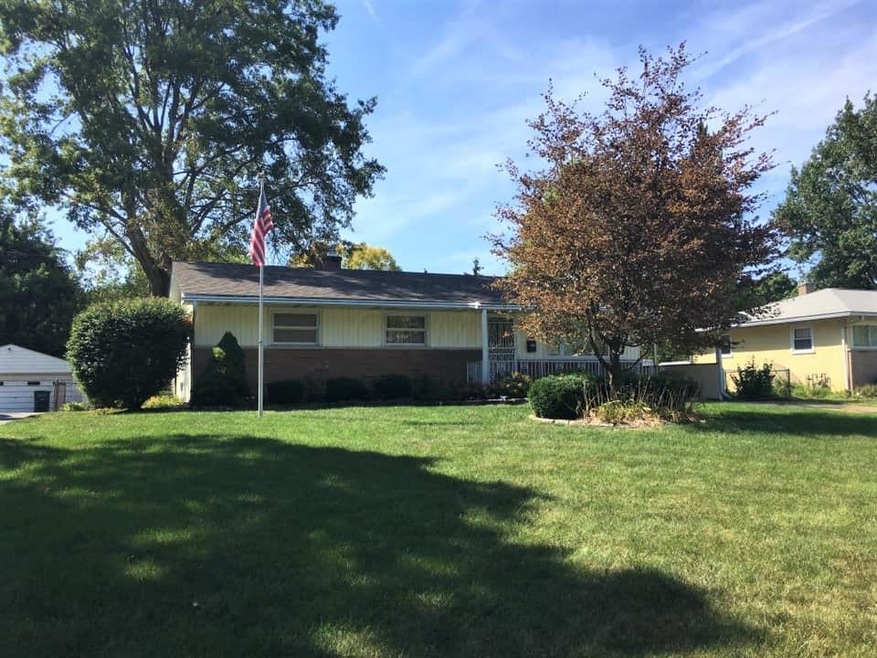 Welcome to 5583 N. Meadows Blvd!