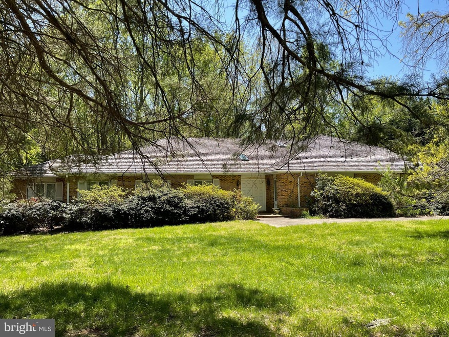 12001 Pleasant Prospect Rd, Bowie, MD 20721 - photo 1