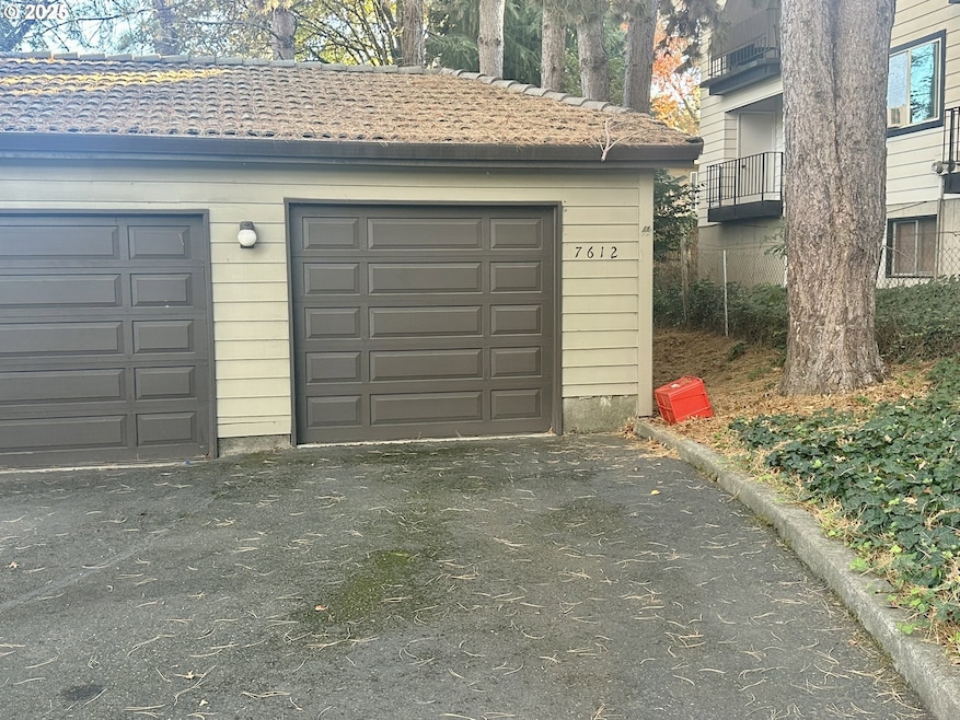 7612 SW Cresmoor Dr, Beaverton, OR 97008 - photo 1