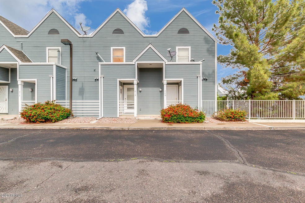 1505 N Center St unit 220, Mesa, AZ 85201 - photo 1