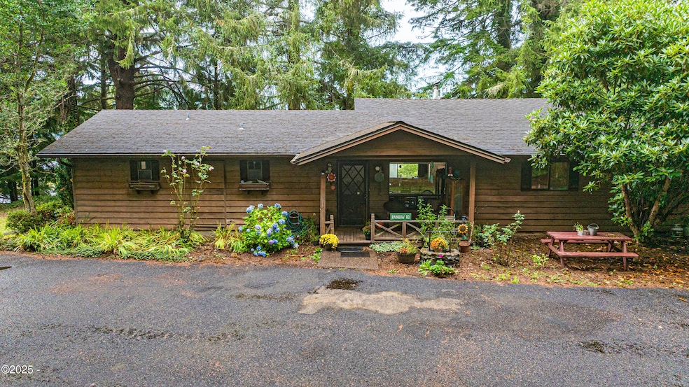 82 E Rainbow Rd, Waldport, OR 97394 - photo 1