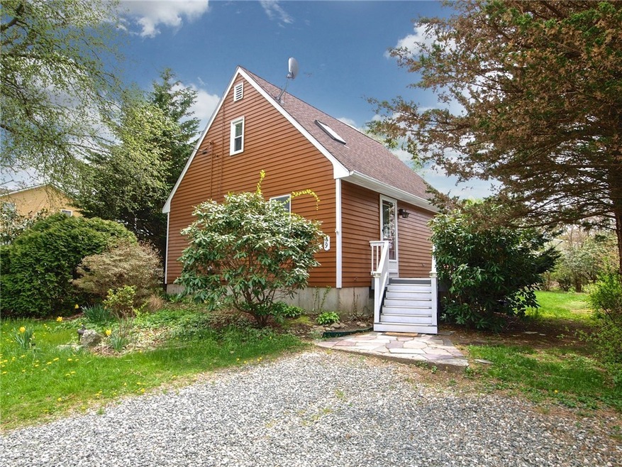 59 Bow St, Jamestown, RI 02835 - photo 1