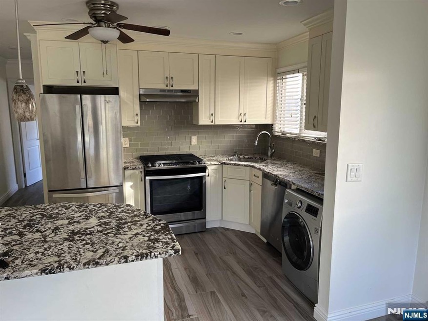 538 3rd St, Carlstadt, NJ 07072 - photo 1