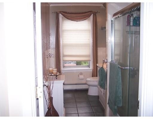 2 Chamberlain Ave unit 4, Winthrop, MA 02152 - photo 1