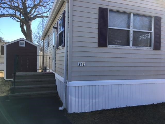 747 Forest Park, Middletown, RI 02842 - photo 1