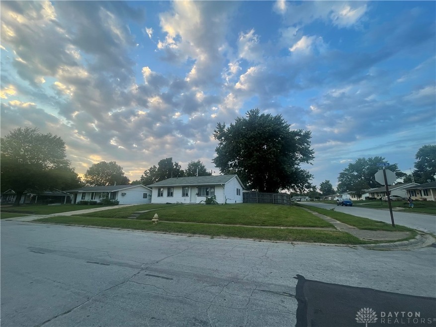 250 Cato Dr, Xenia, OH 45385 - photo 1