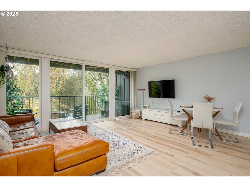 100 Kerr Pkwy unit 19, Lake Oswego, OR 97035 - photo 1