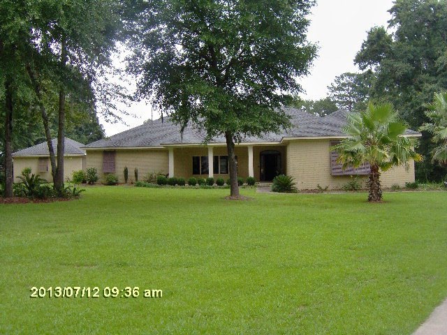 231 Cypress Cove Dr, Eufaula, AL 36027 - photo 1