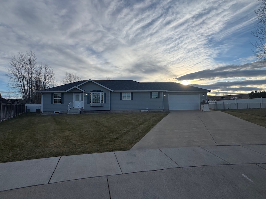 1328 Alpine Dr, Great Falls, MT 59404 - photo 1