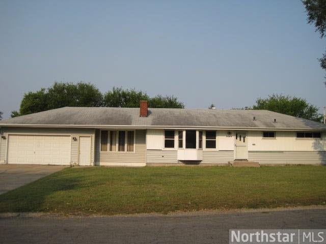 9150 Dupont Ave S, Bloomington, MN 55420 - photo 1