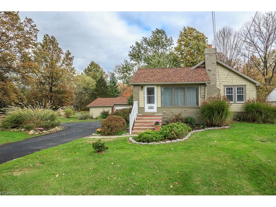 Beautiful updated Ranch in the heart of Pepper Pik