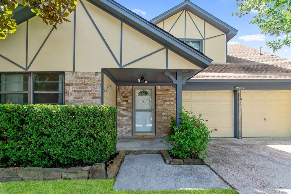 2542 Leichester Dr, Spring, TX 77386 - photo 1