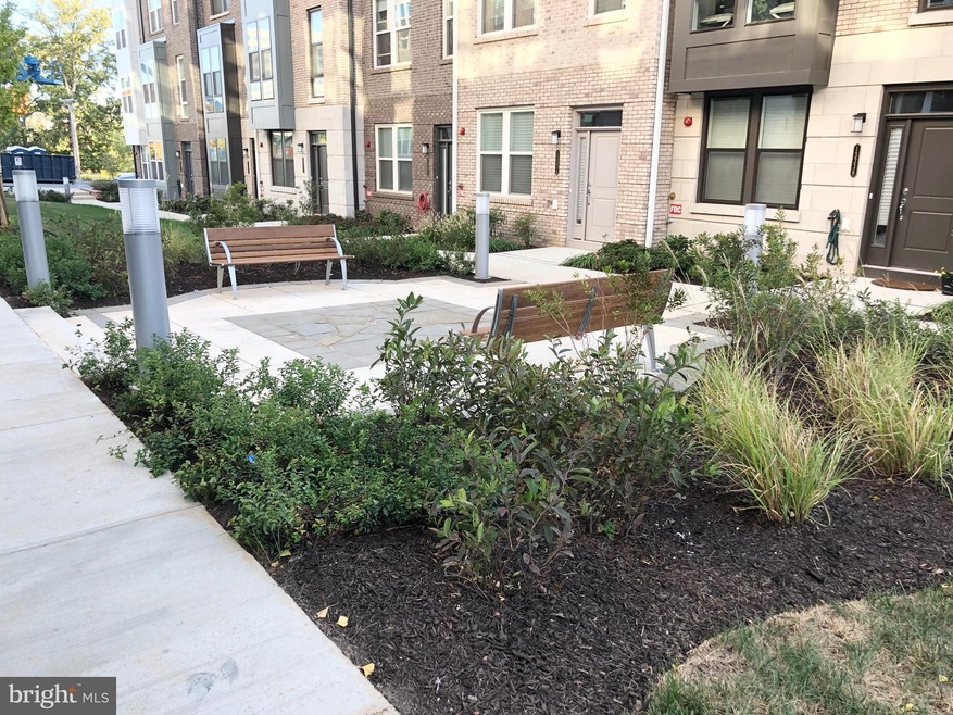 13368 Arrowbrook Centre Dr, Herndon, VA 20171 - photo 1