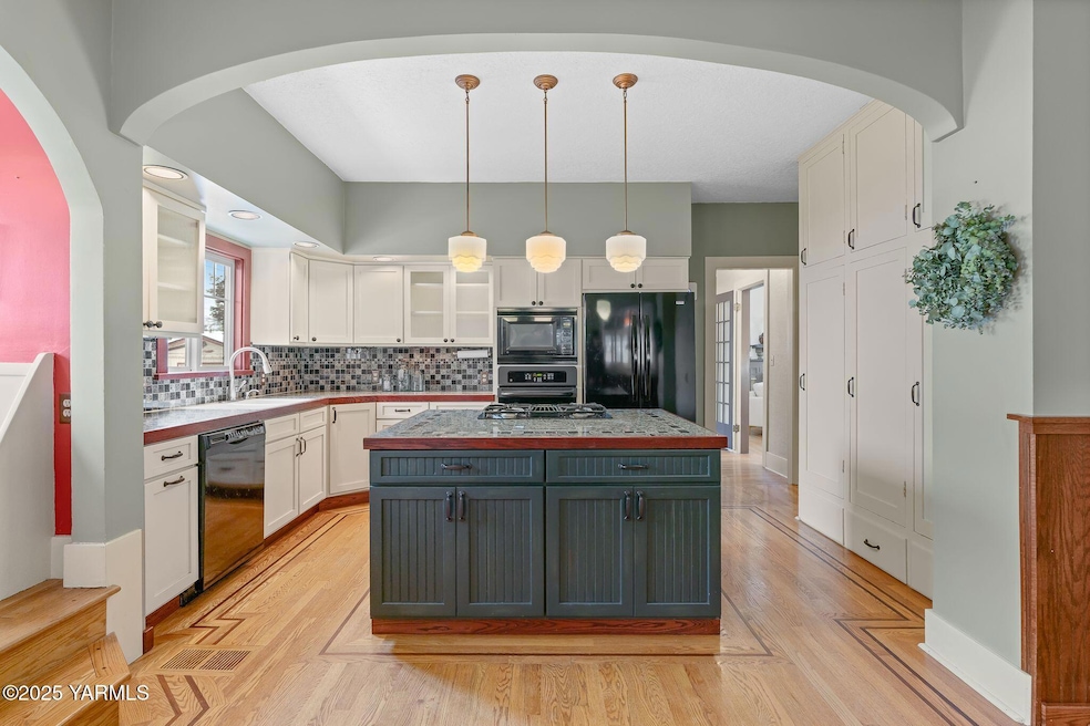 For Sale $520,000