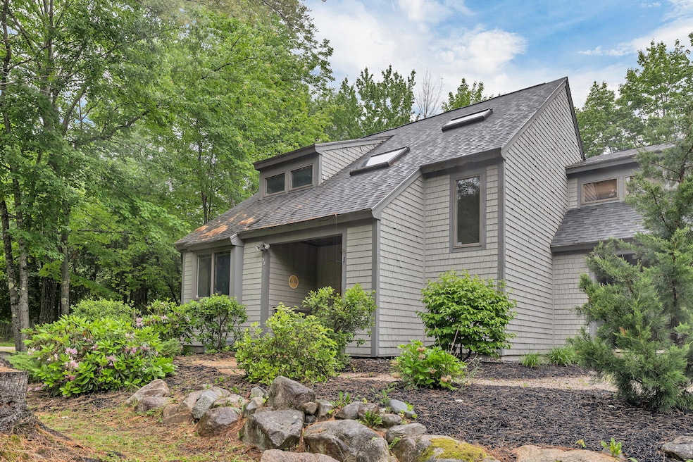 33BrewsterCir-002