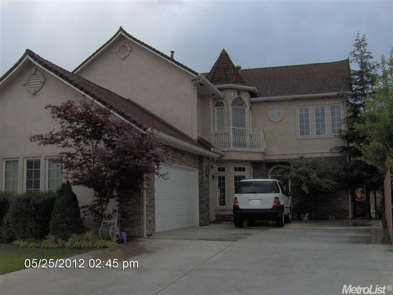 1815 W J St, Oakdale, CA 95361 - photo 1